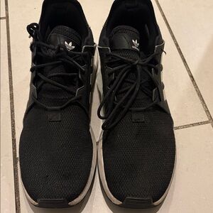 Adidas Men's Black and White Sneakers